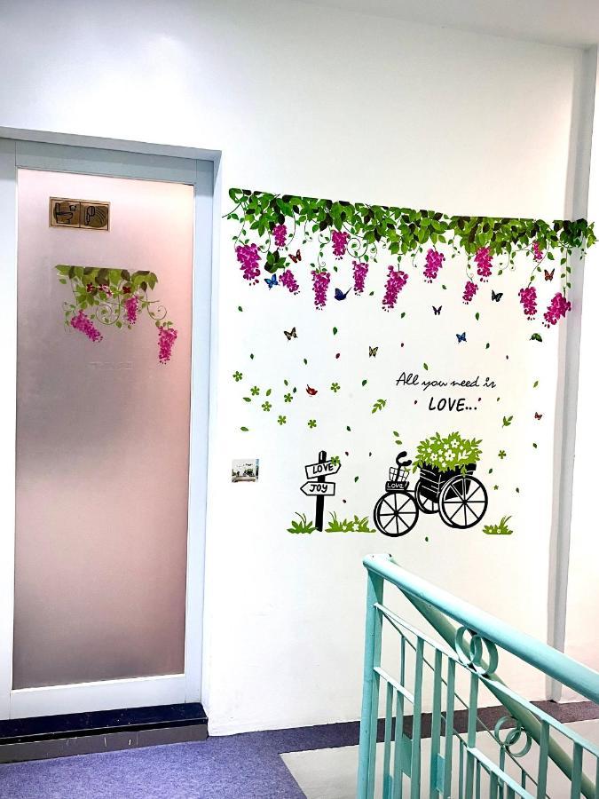 The Joys Hostel Хошимін Екстер'єр фото