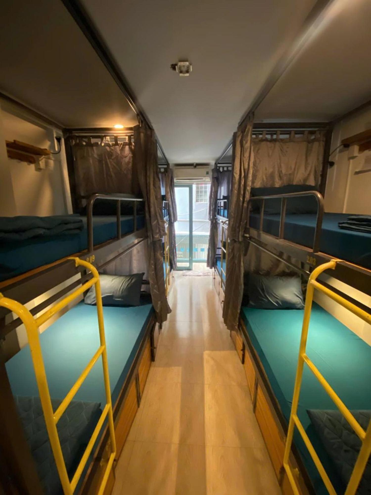 The Joys Hostel Хошимін Екстер'єр фото